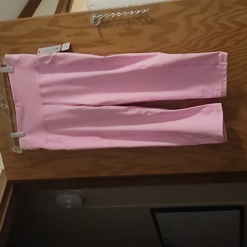 IDEOLOGY PERFORMANCE HIGH RISE CROP LEGGING: SIDE POCKET: PINK: NWT: SZ M
